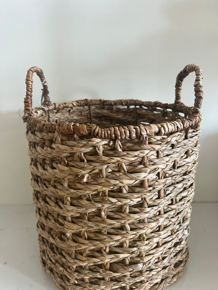 Short Woven Round Basket With Handles