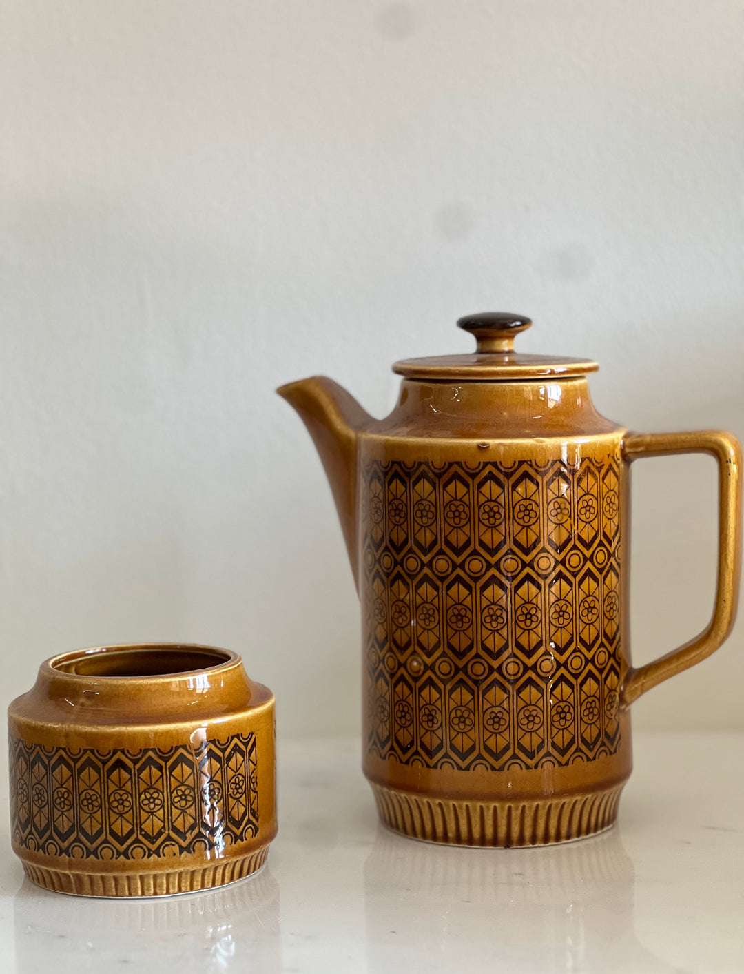 Vintage Chevron Tea Pot & Cup Set- Cafe