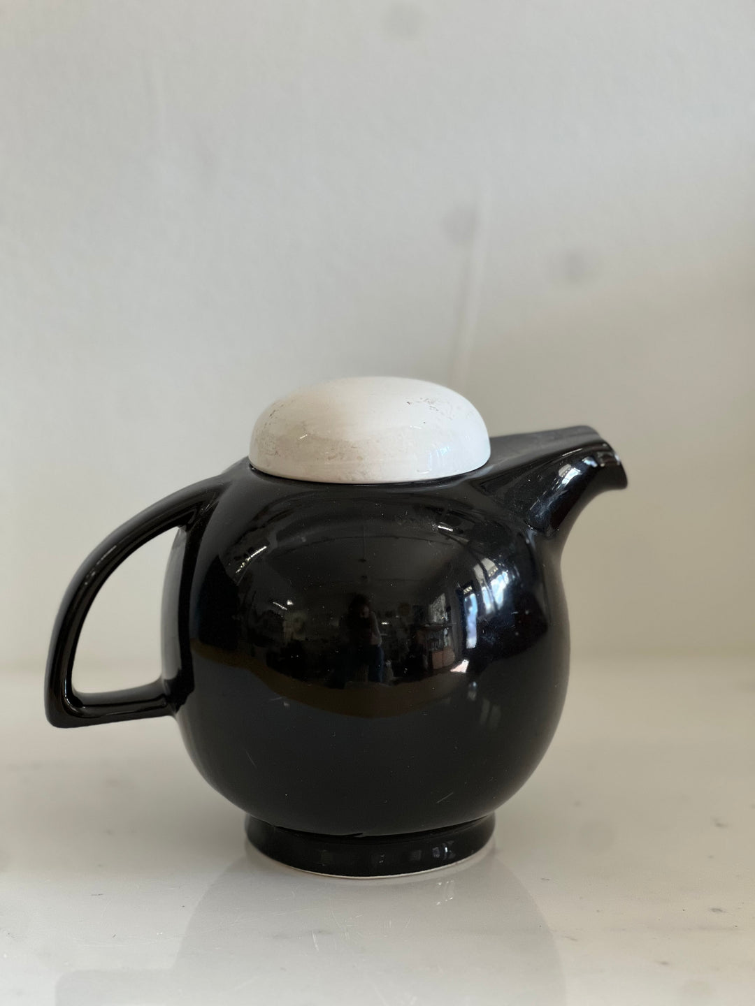 Vintage Black & White Tea Pot- Cafe