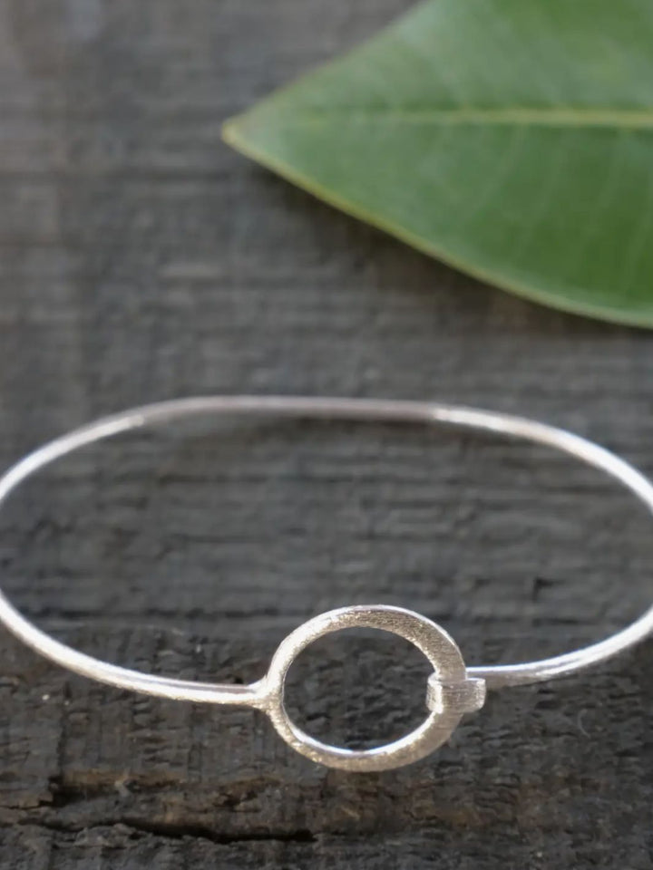 Silver Clasp Bangle in Circle or Square